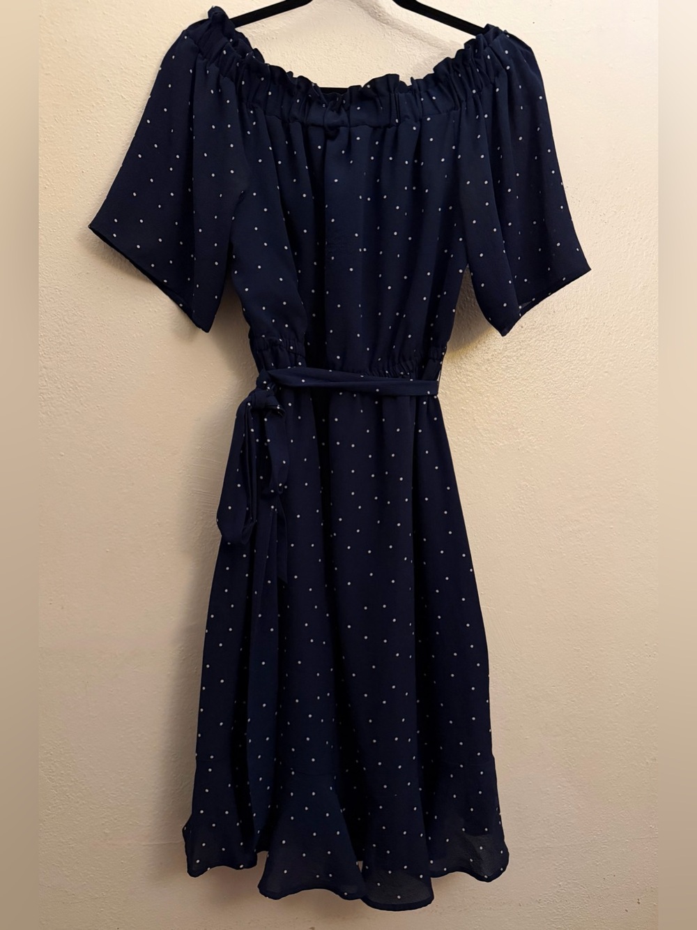 Rockabilly Tiki Size M Navy and White Polka Dot Off-Shoulder Midi Dress
